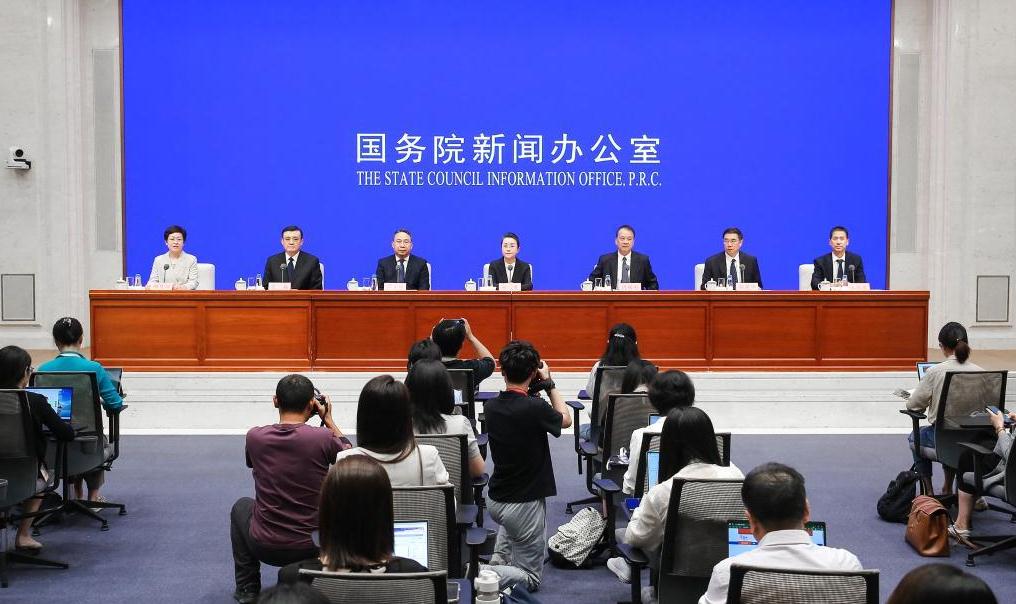 有关部门负责同志解读《深入实施以人为本的新型城镇化战略五年行动计划》 稳步提高城镇化质量和水平（权威发布）