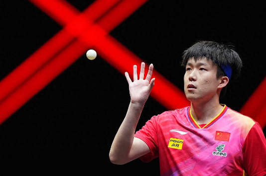 亚锦赛男团1/4决赛，王楚钦不敌伊朗14岁小将！