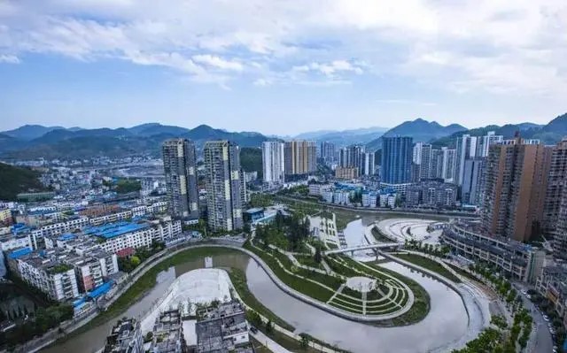 融入成渝经济圈 黔北老区发展提速