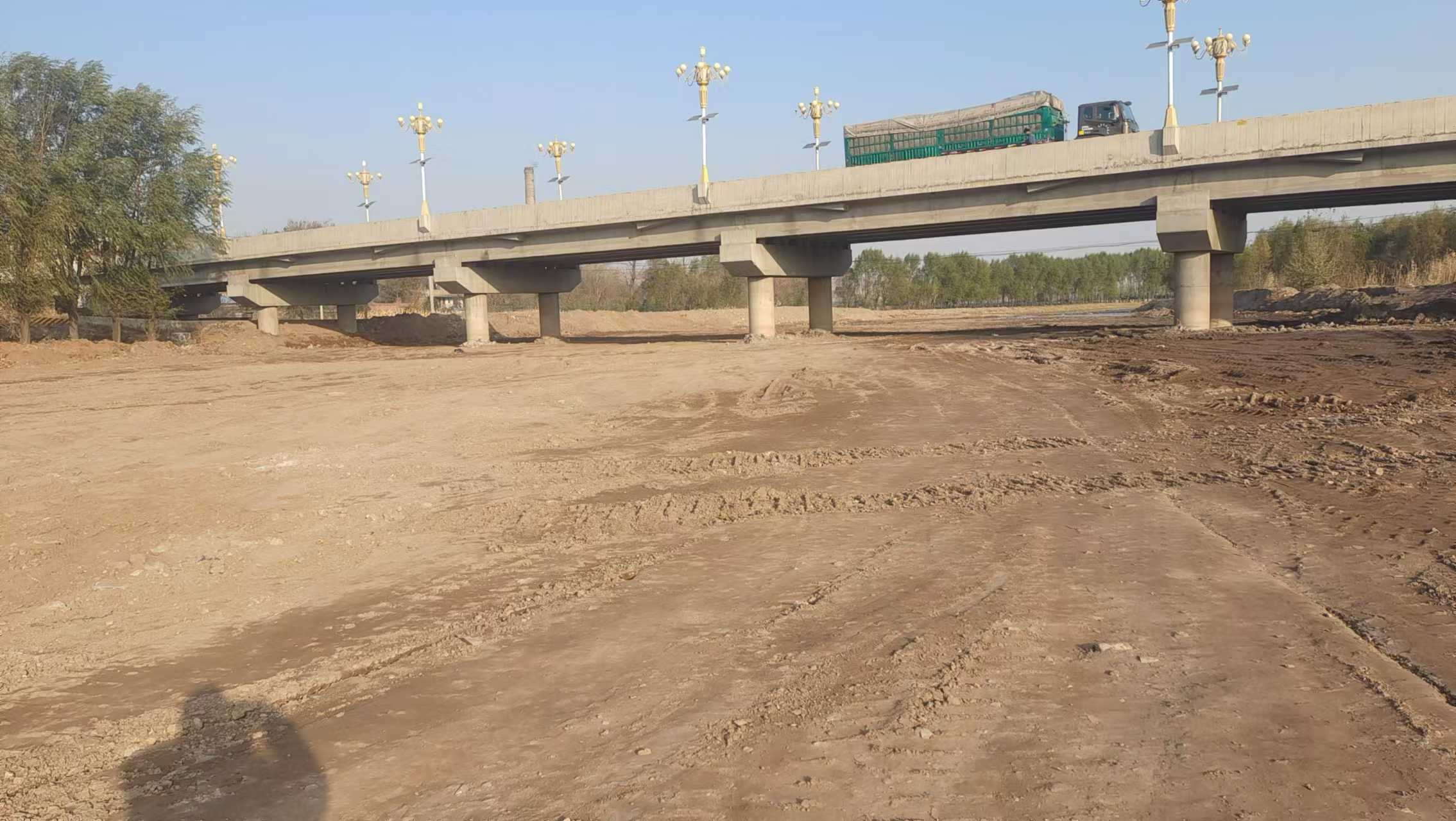 加强施工质量管理、监督管理更重要