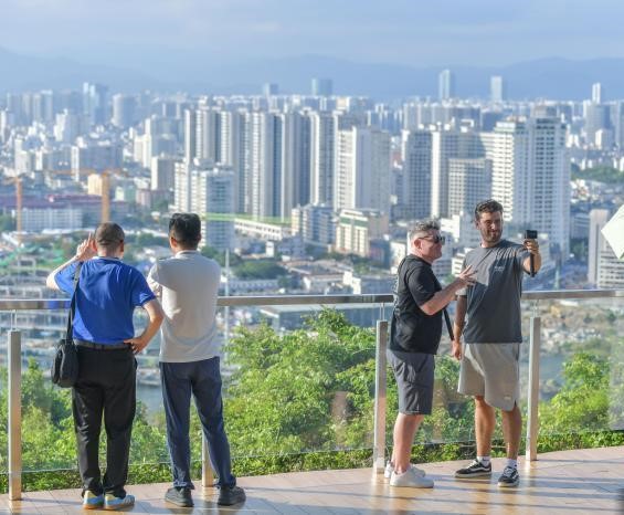 “洋网红”兄弟用文旅视频拼出真实中国：“这些应该被世界看见”