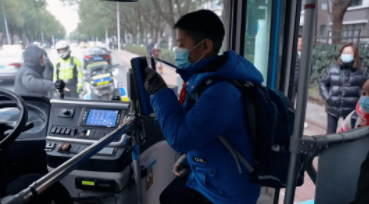 北京通学公交供需矛盾待解，部分家长呼吁增加线路与站点