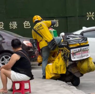 外卖行业新规公开征求意见 聚焦食品安全与骑手权益保障