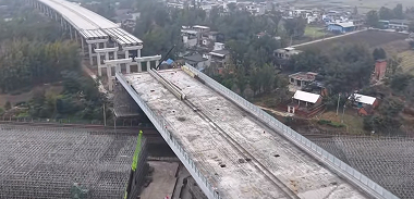 南邓高速万吨转体桥精准合龙 豫西南交通枢纽建设获突破