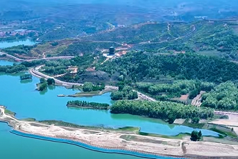 当晋商故里邂逅绿茵玫瑰:“她超”联赛开启文体融合新篇章