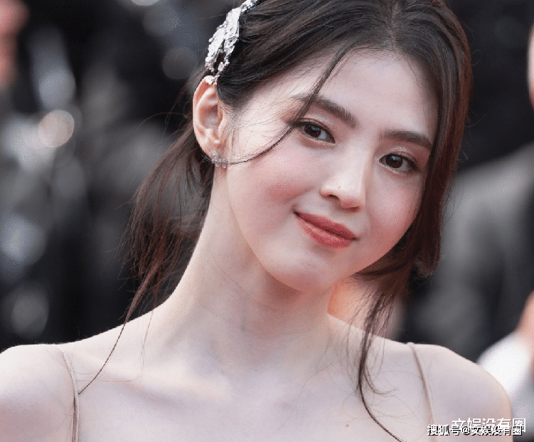 韩网热议：韩素希又丢了一份广告合约！而柳俊烈依旧完美隐身(图2)
