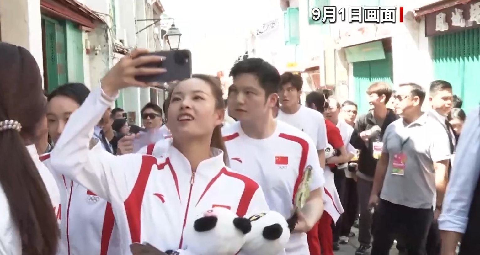 内地奥运健儿代表团访澳行程满亮点多 与民众亲切互动(图3)
