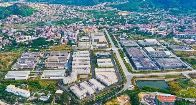 福建安溪：从一片“金叶子”链出百亿光电产业园(图1)