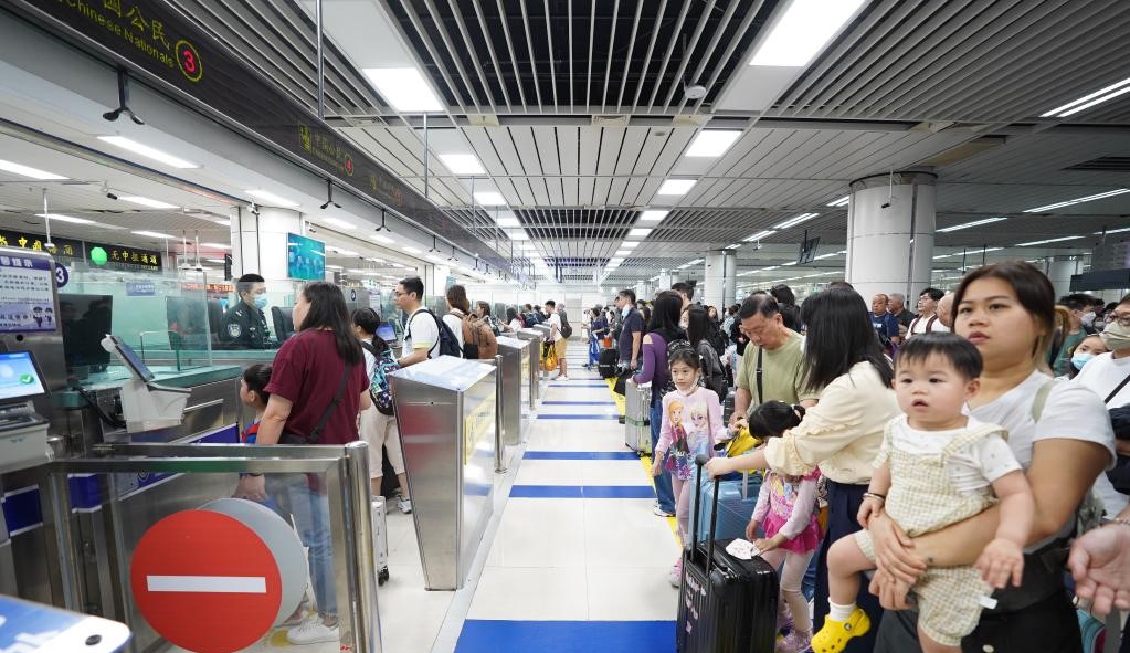 跨境消费热潮开启粤港澳大湾区“双向奔赴”新篇章(图1)
