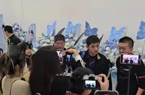 张继科卖课，3小时25万！(图1)