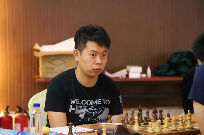 第四届中国国际象棋冠军赛落幕，余泱漪夺冠王皓获亚军(图1)