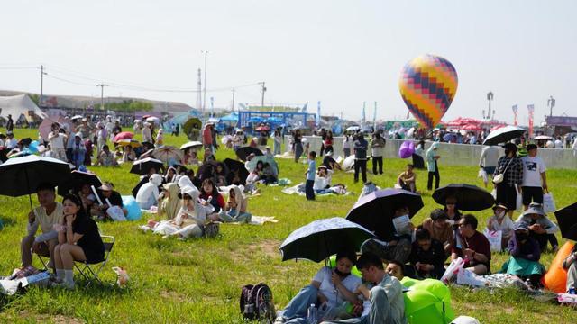 音乐节：年轻人的情绪阀门与城市流量密码(图1)