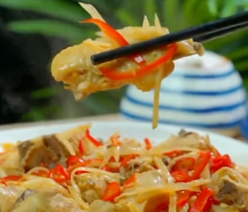 东安“巾帼电商”激活乡村发展新动力