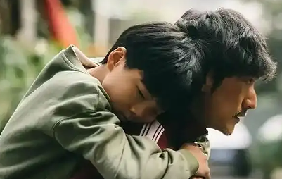 电影《比如父子》北京首映 聚焦AI语境下的亲情对话(图1)