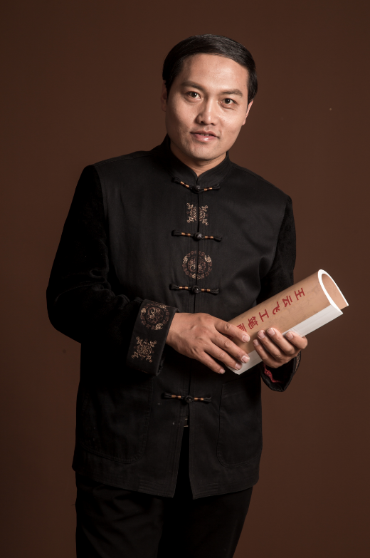 从逆境中走出的艺术之光(图4)