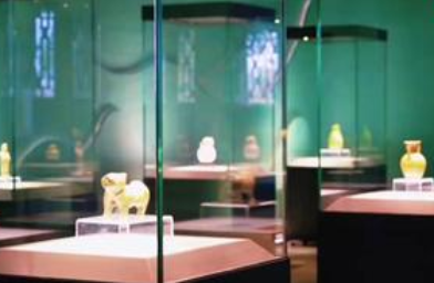 中外瑰宝聚梁平！珍稀文藏展绽放文明之花，彰显文化魅力(图1)