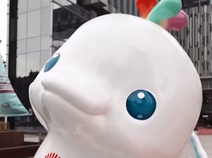 粤港澳志愿者守护海岸线 再生塑料制成全运吉祥物