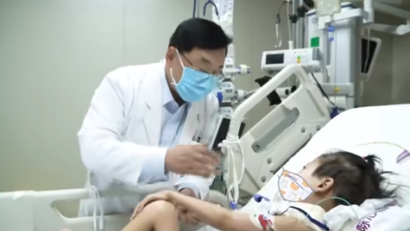 跨越生死！全球最低体重心肌病患儿复查，康复情况超预期(图1)