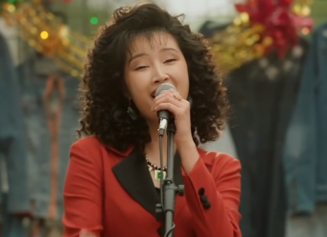 复古小辣娇圈粉！奚望《我的山与海》演绎90年代女性风采(图1)