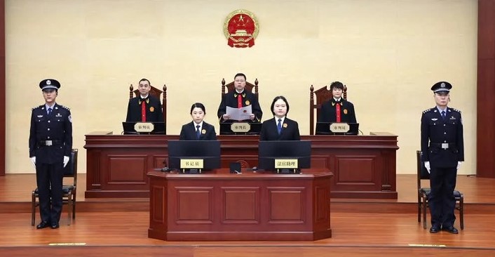 27亿假黄金骗贷案宣判(图1)